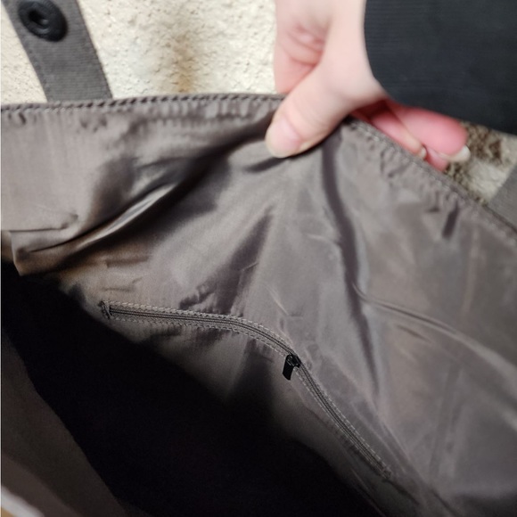 Hugo Boss Messenger Bag - Picture 4 of 5